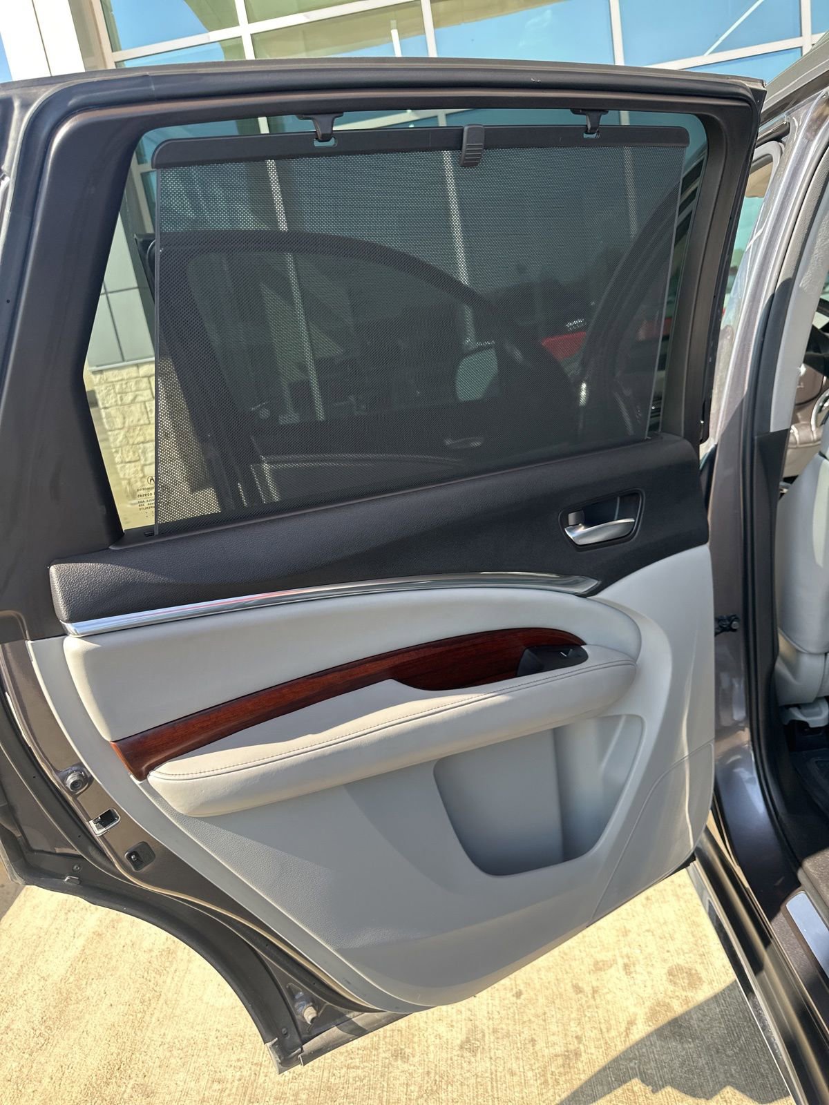 Used 2017 Acura MDX FWD w/ Advance Package image 23