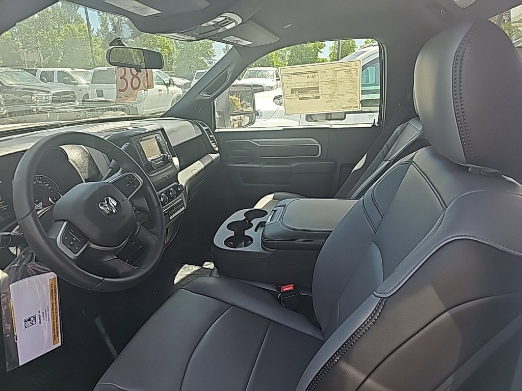 Used 2024 RAM 3500 Tradesman image 6