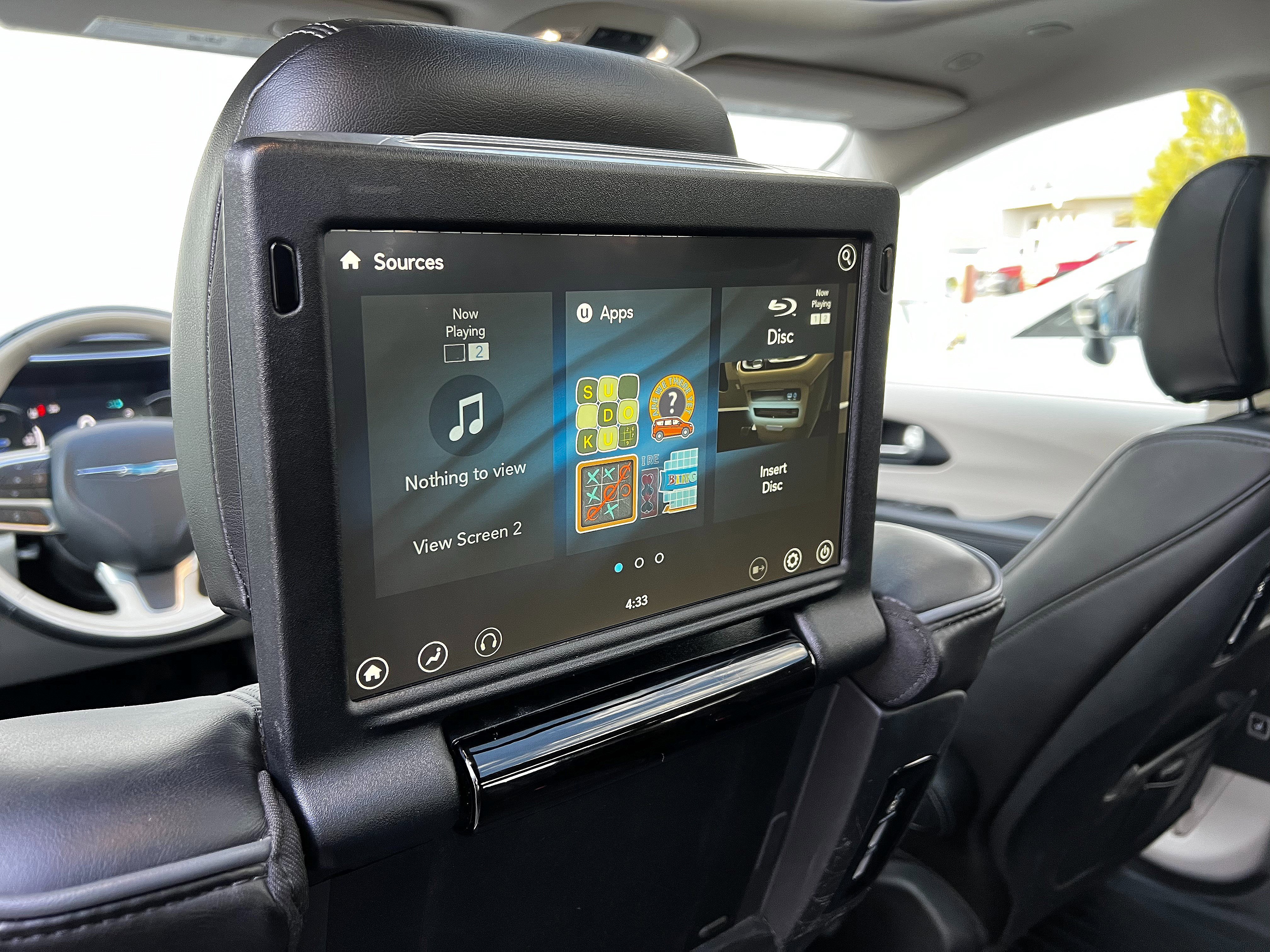 Used 2020 Chrysler Pacifica Limited w/ Advanced Safetytec Group image 26