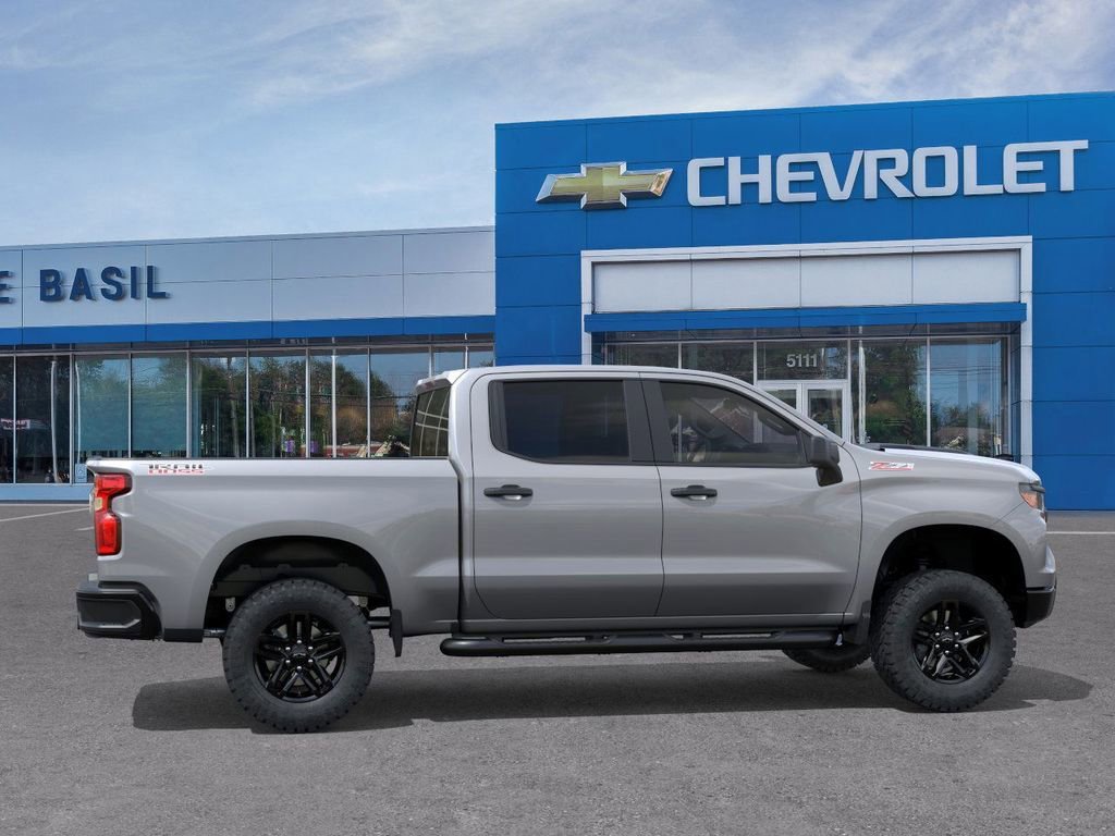 New 2026 Chevrolet Silverado 1500 Custom Trail Boss w/ LPO, Dark Essentials Package AWD/4WD image 5