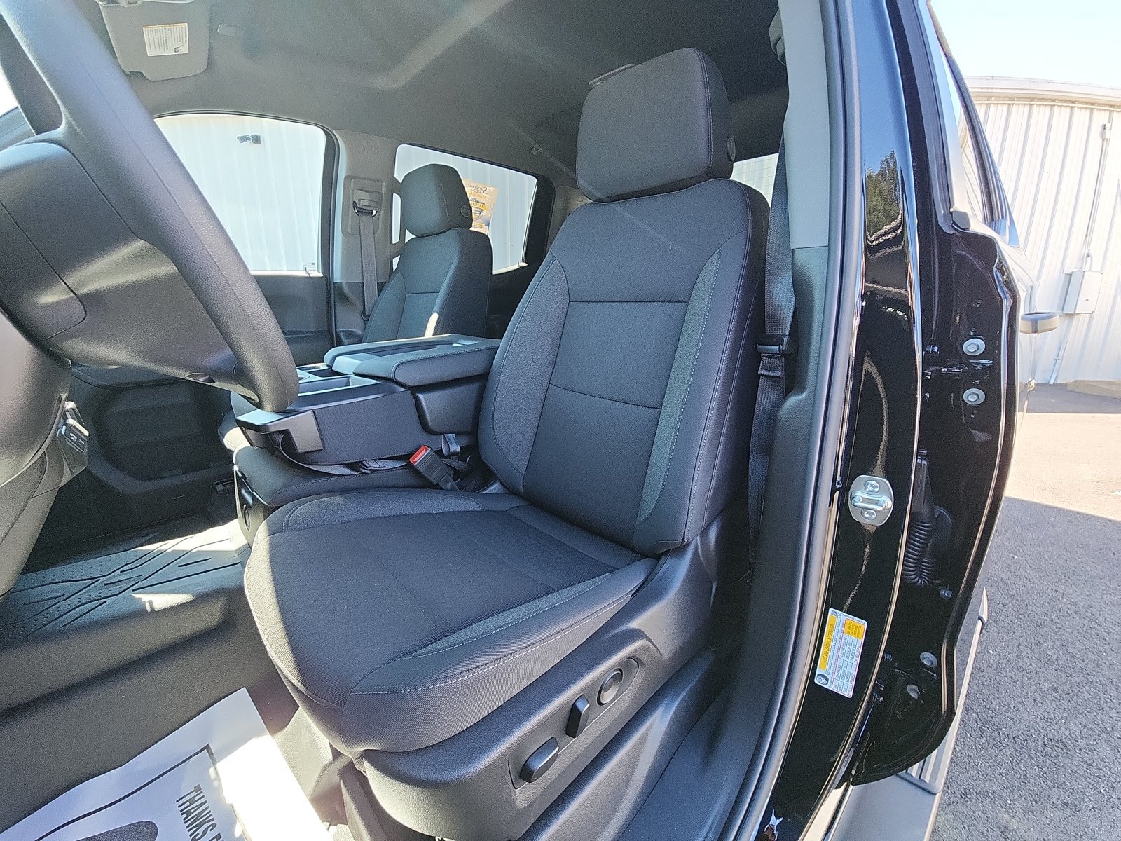 New 2026 Chevrolet Silverado 1500 Custom w/ LPO, Dark Essentials Package AWD/4WD image 21