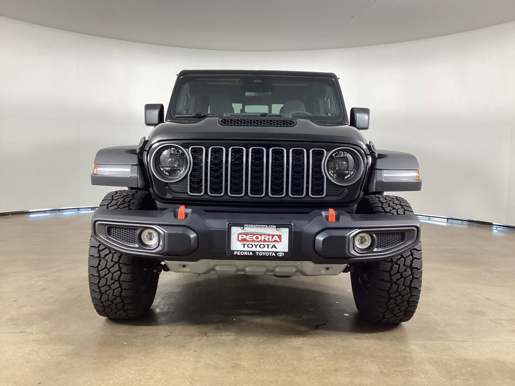 Used 2026 Jeep Gladiator Mojave AWD/4WD image 3