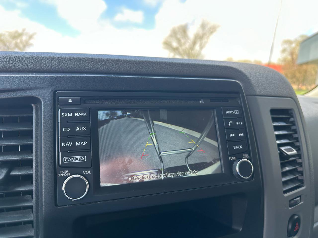 Used 2018 Nissan NV 2500 SV w/ Navigation Package image 15