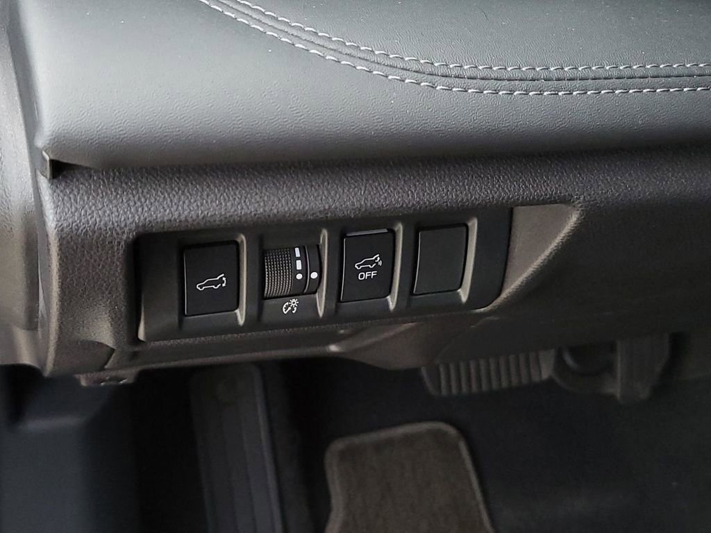 Certified 2023 Subaru Outback Limited image 23