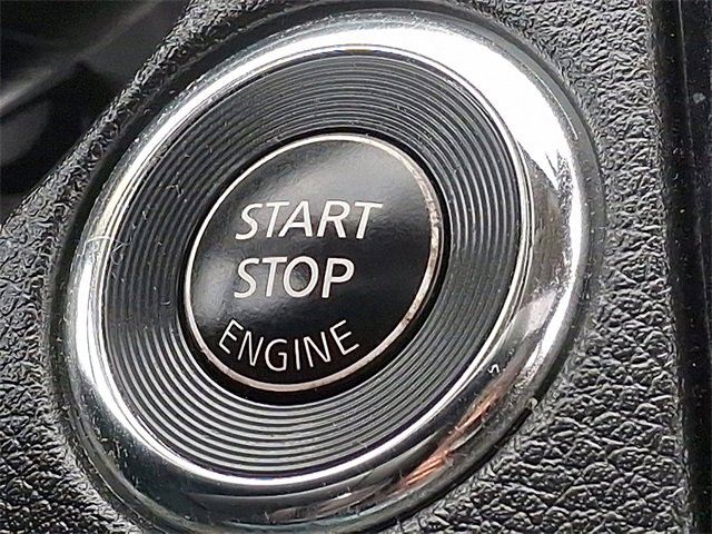 Used 2017 Nissan Rogue Sport SL w/ SL Premium Package image 24