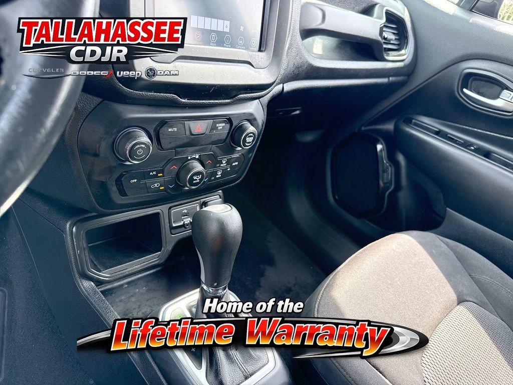 Used 2020 Jeep Renegade Altitude FWD image 20