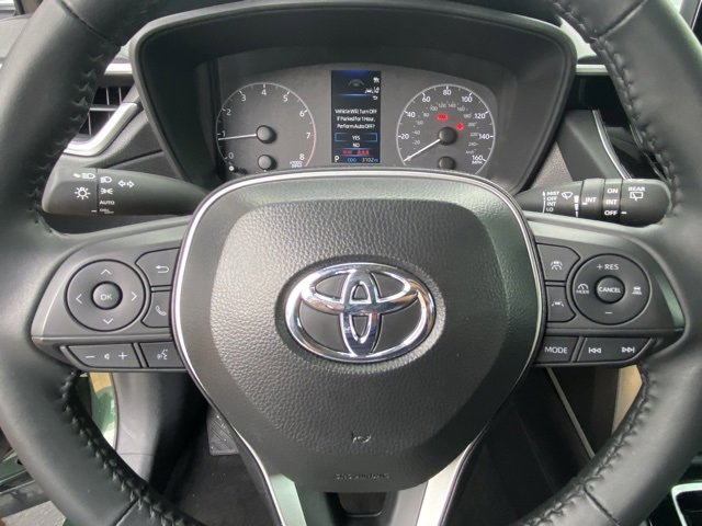Used 2025 Toyota Corolla Cross LE image 16