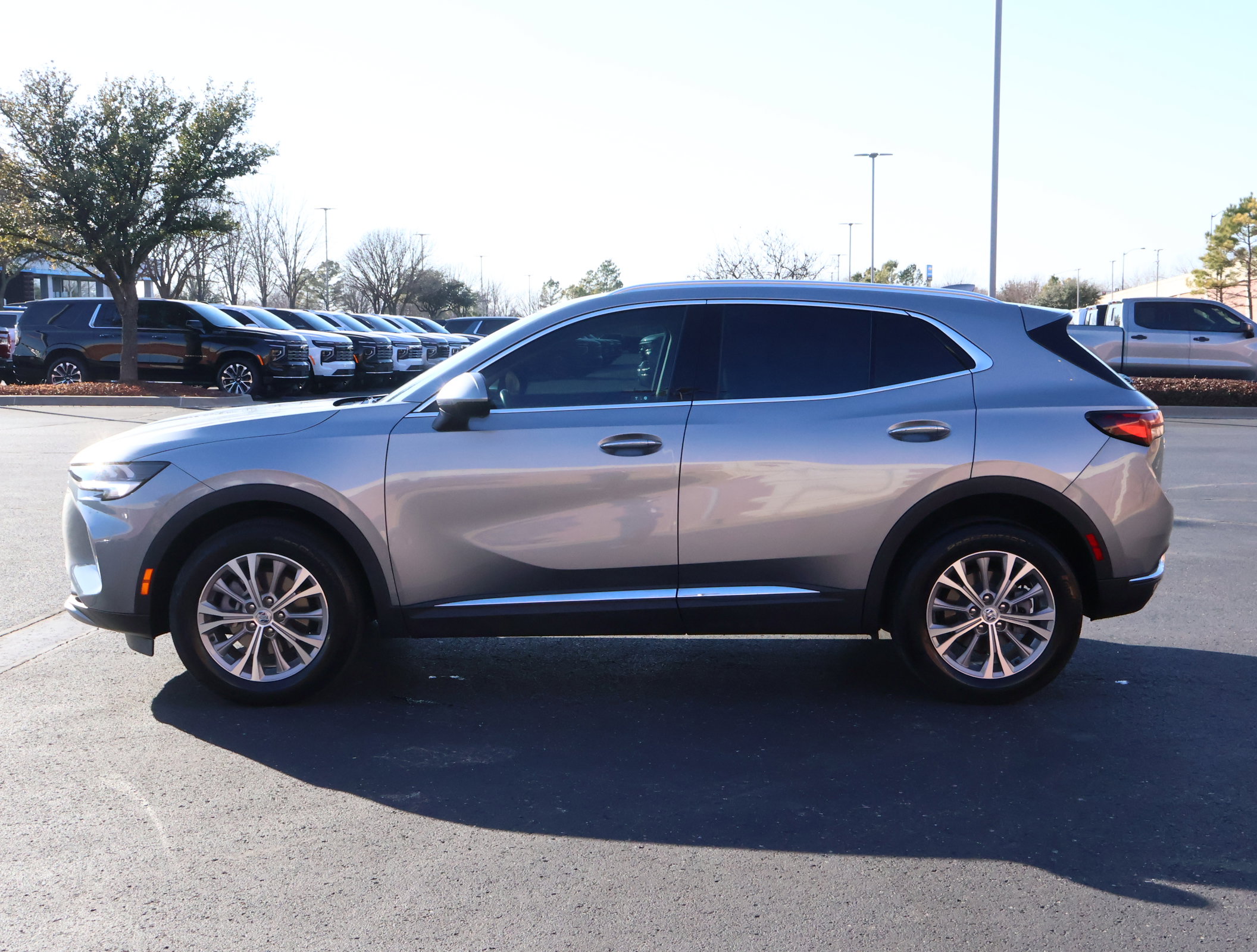Used 2023 Buick Envision Preferred image 30