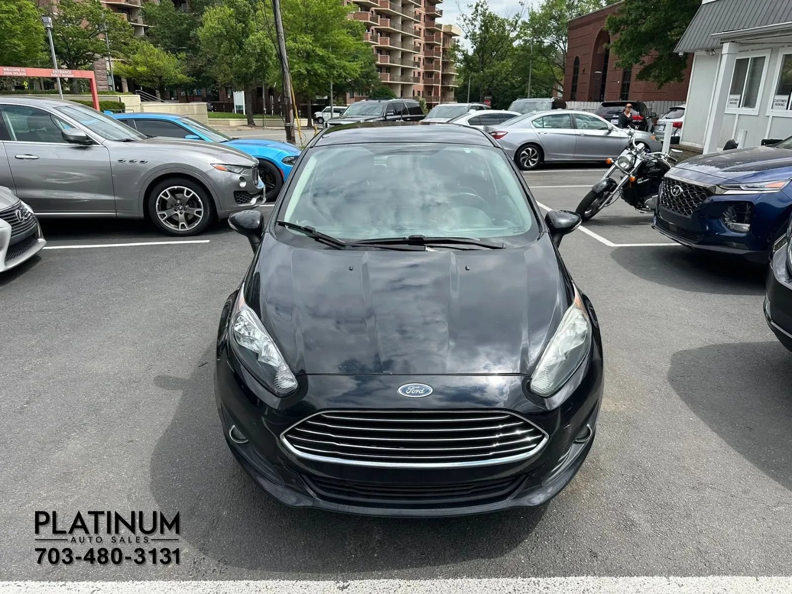 Used 2016 Ford Fiesta SE w/ Equipment Group 201A FWD image 4