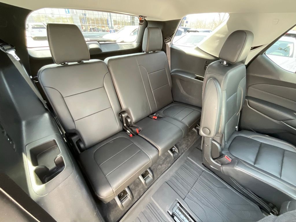 Used 2020 Chevrolet Traverse Premier w/ Redline Edition image 23