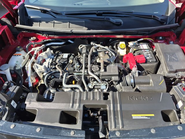 Used 2025 Nissan Kicks SR FWD image 21