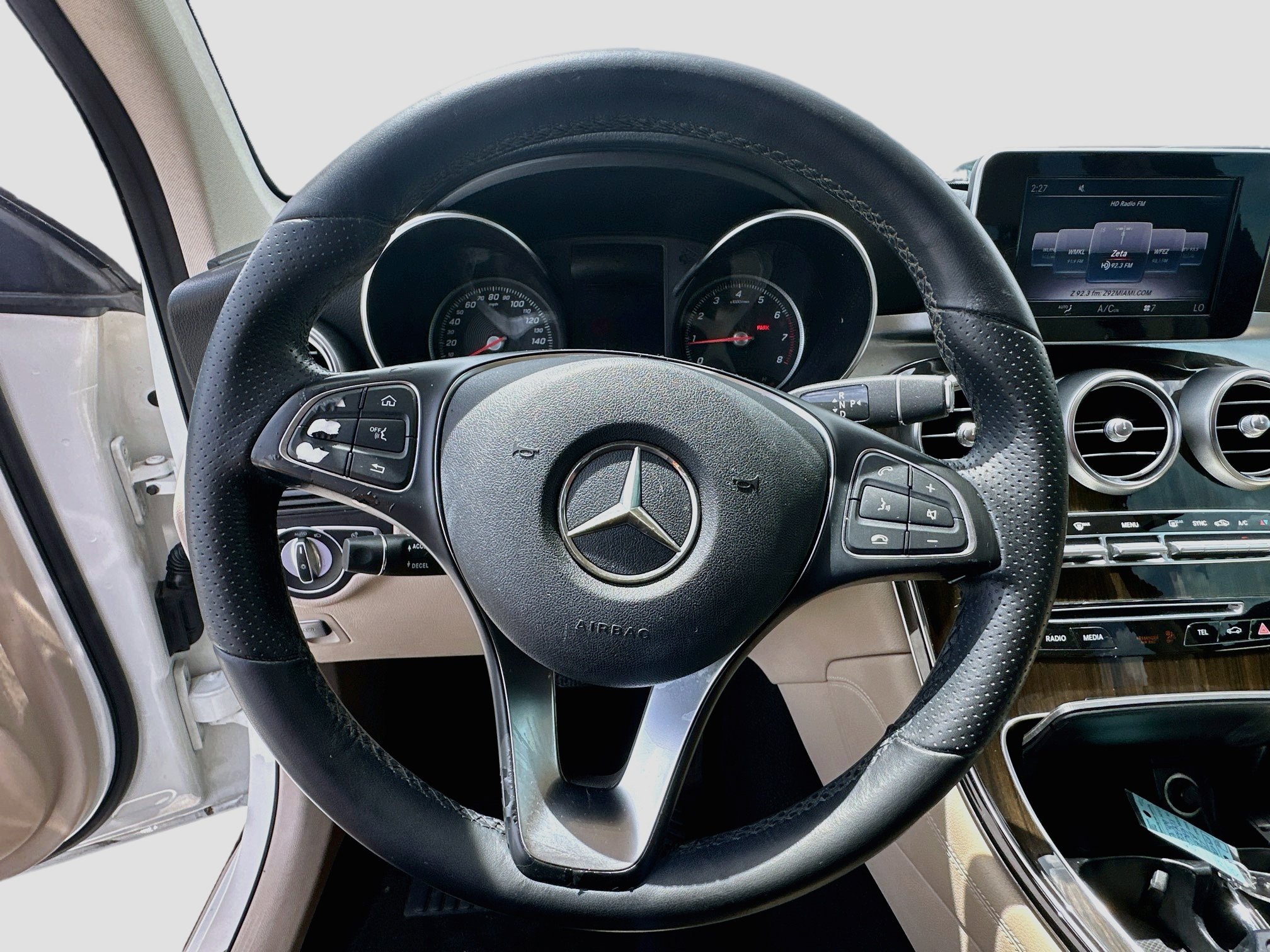 Used 2019 Mercedes-Benz GLC 300 image 11