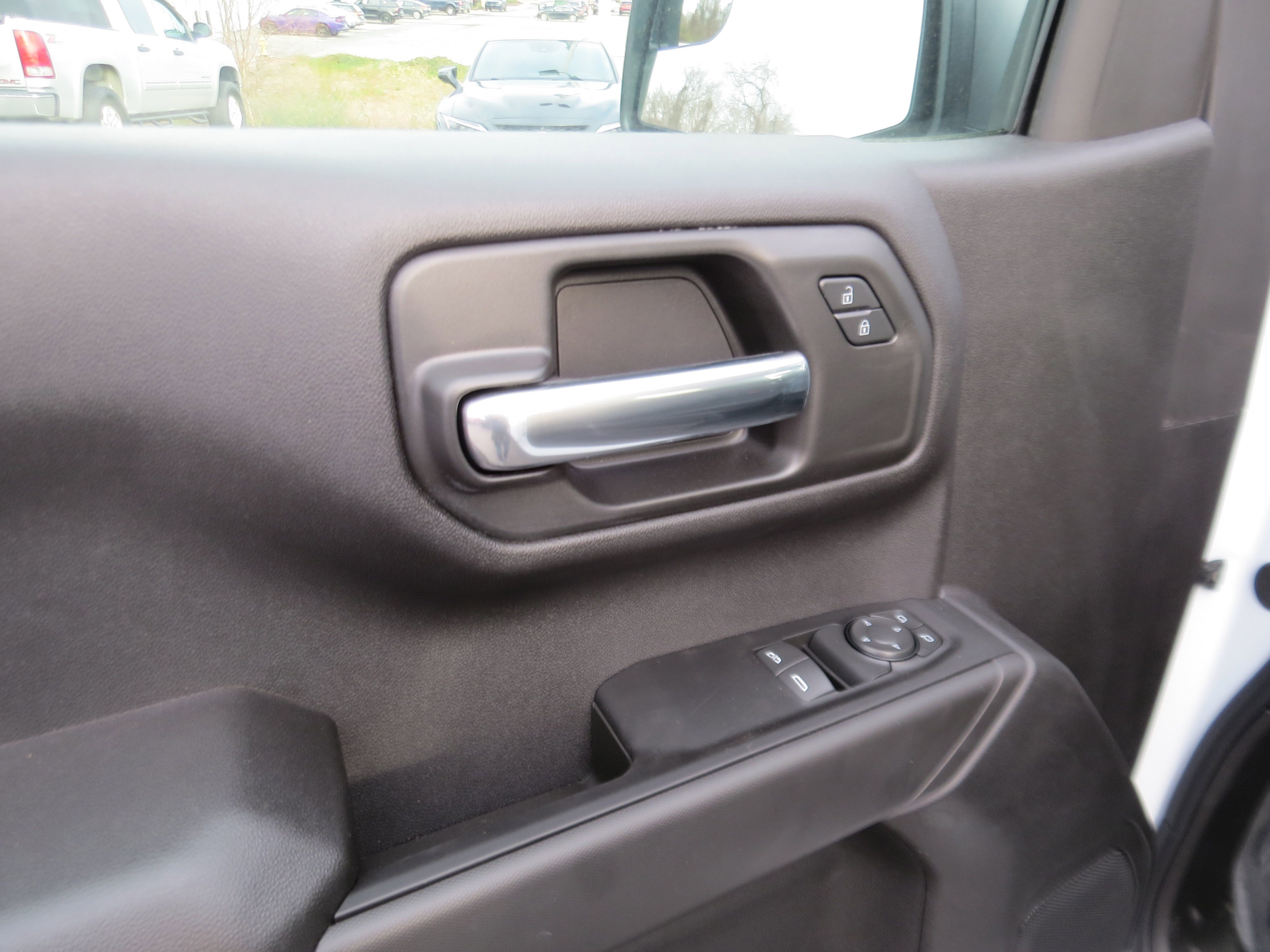 New 2025 Chevrolet Silverado 1500 W/T w/ WT Value Package image 18