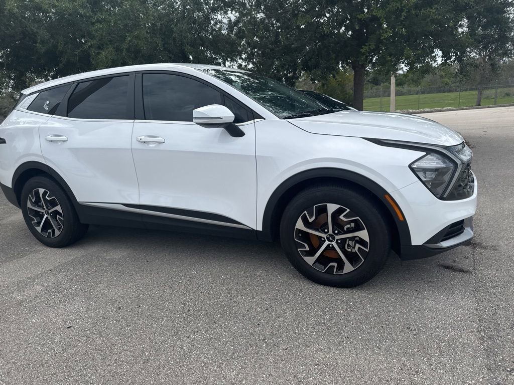 Certified 2023 Kia Sportage EX FWD image 2
