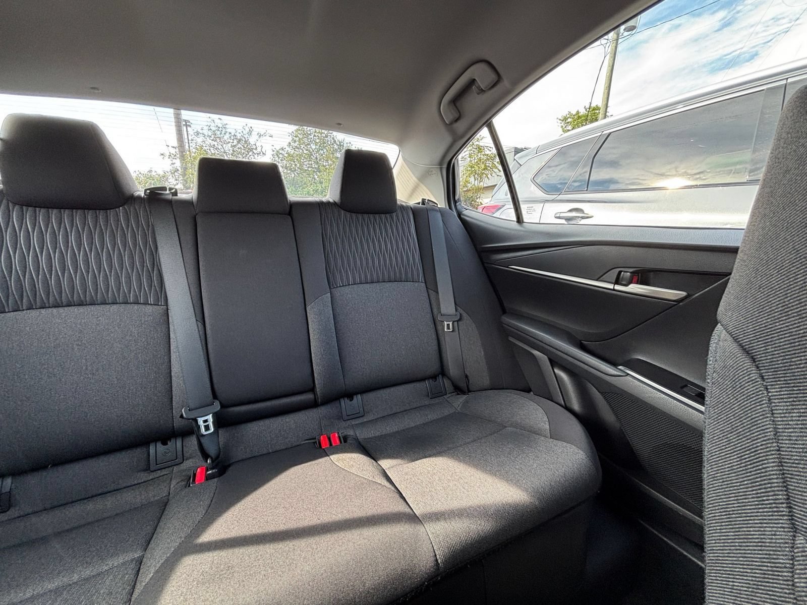 Used 2025 Toyota Camry LE FWD image 35