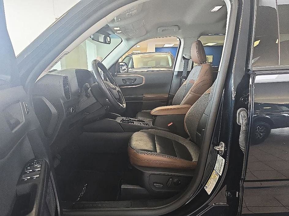 Used 2023 Ford Bronco Sport Outer Banks AWD/4WD image 13