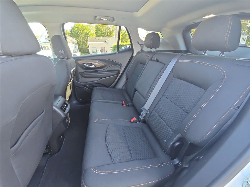 Used 2021 GMC Terrain SLE w/ Driver Convenience Package image 25
