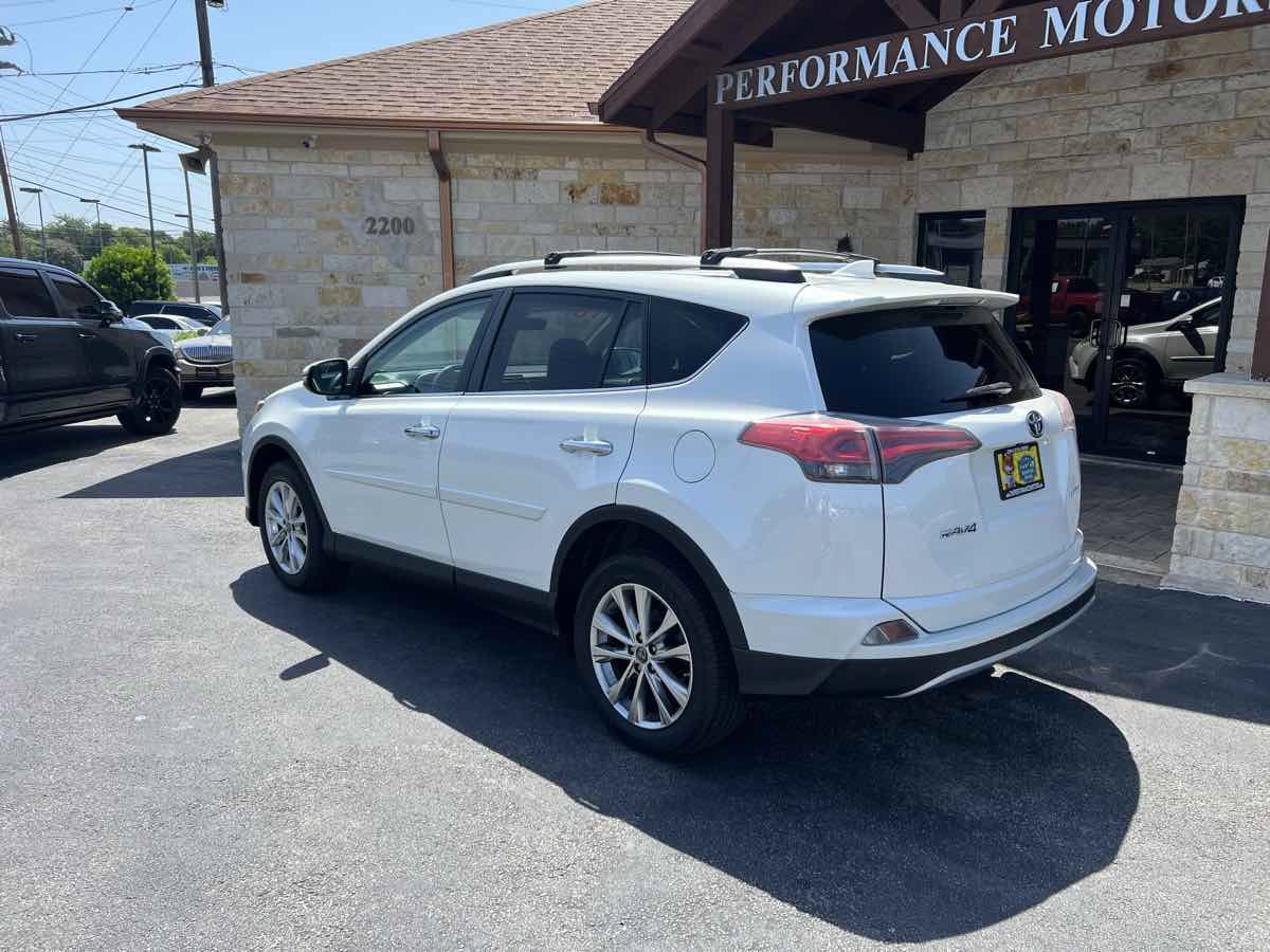 Used 2016 Toyota RAV4 Limited FWD image 3