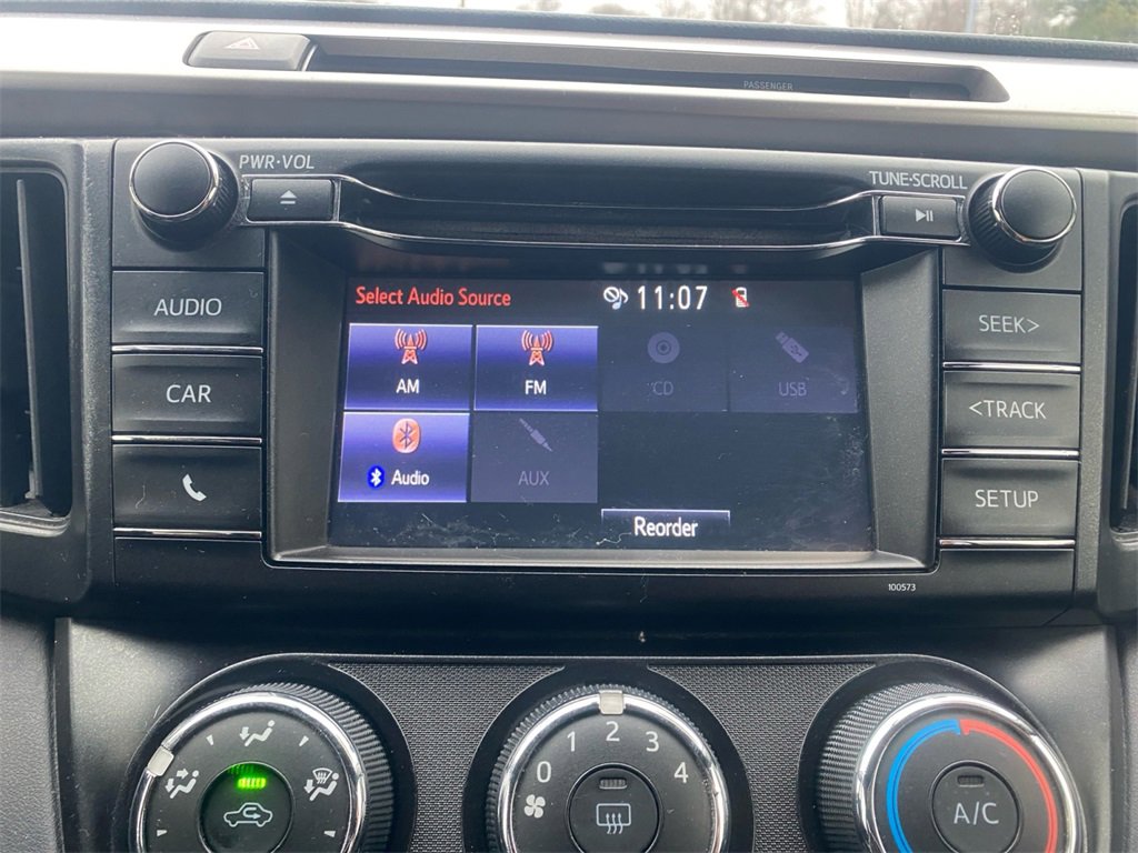 Used 2016 Toyota RAV4 LE image 23