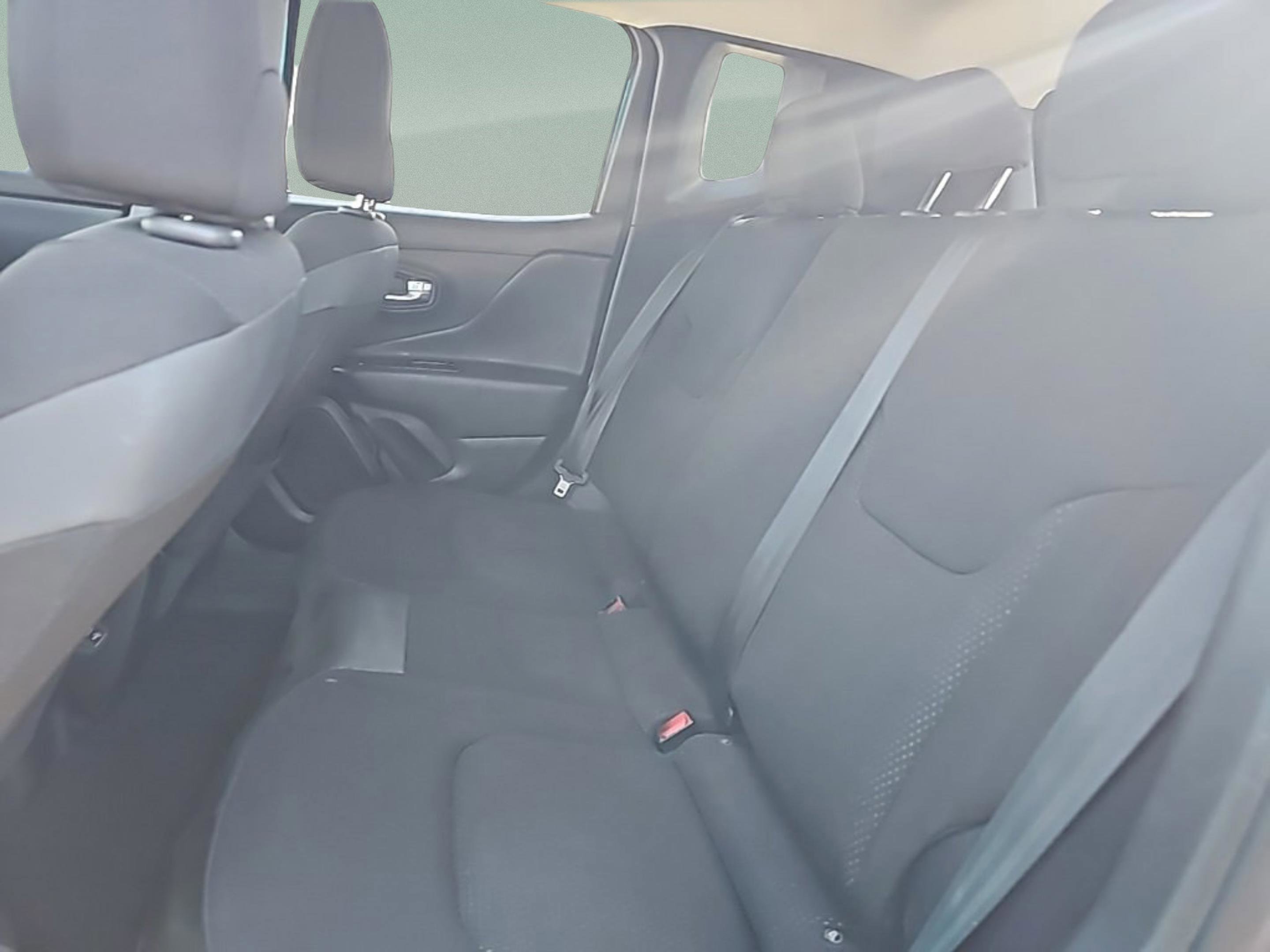 Used 2020 Jeep Renegade Altitude image 26