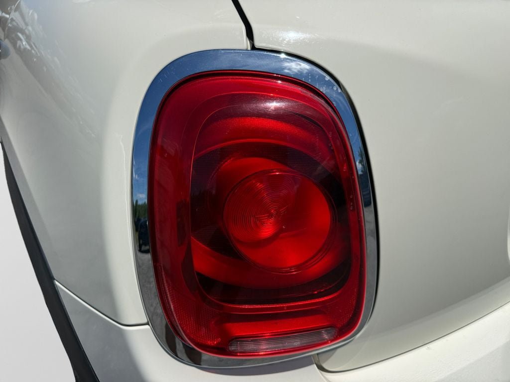 Used 2015 MINI Cooper S FWD image 19