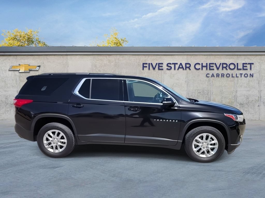 Used 2021 Chevrolet Traverse LT FWD image 9