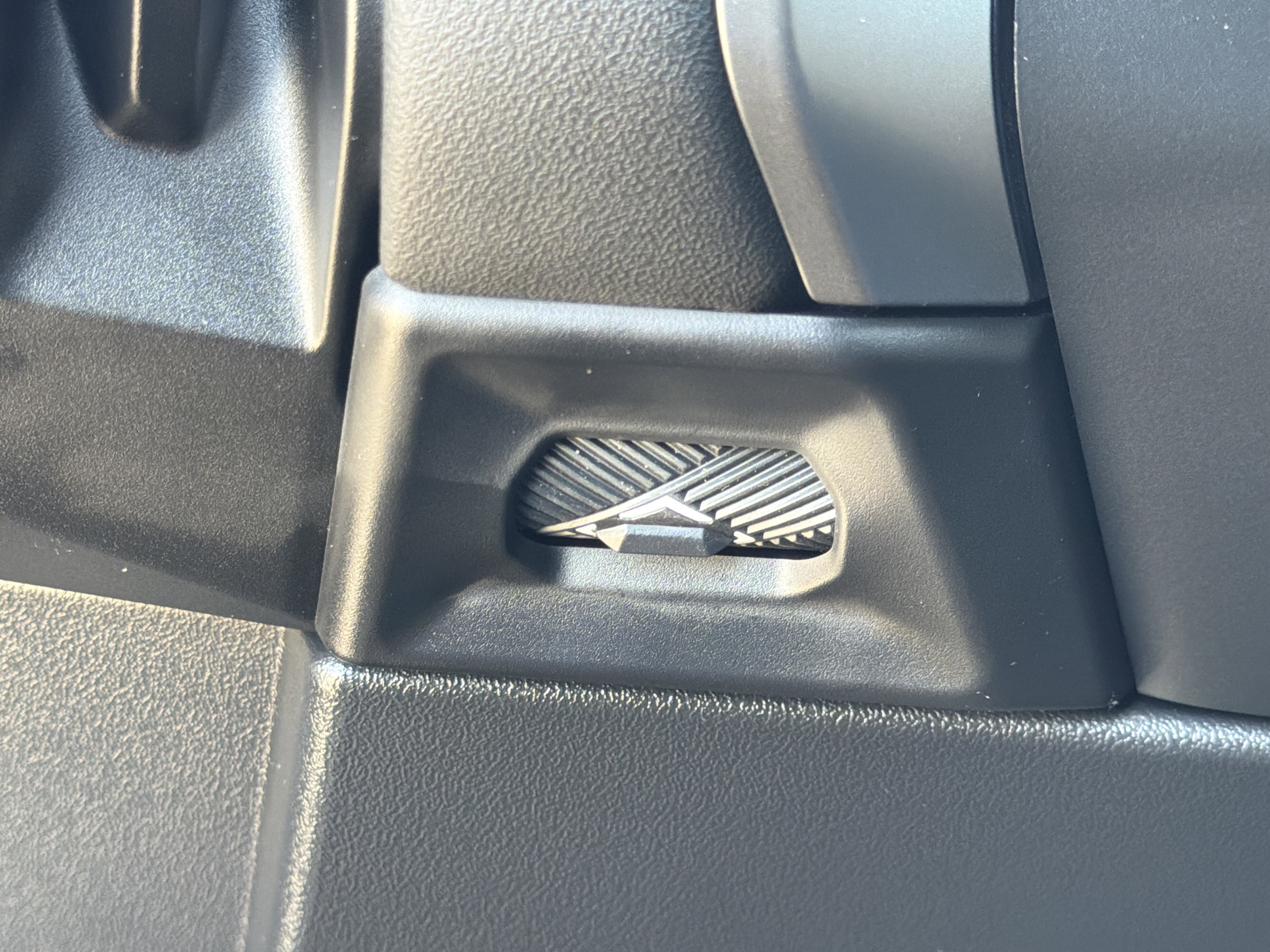 Used 2025 BMW X3 xDrive30i AWD/4WD image 17