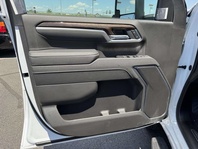 New 2026 GMC Sierra 3500 SLE w/ Preferred Package AWD/4WD image 6