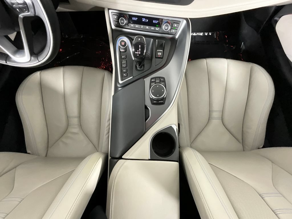 Used 2015 BMW i8 AWD/4WD image 14
