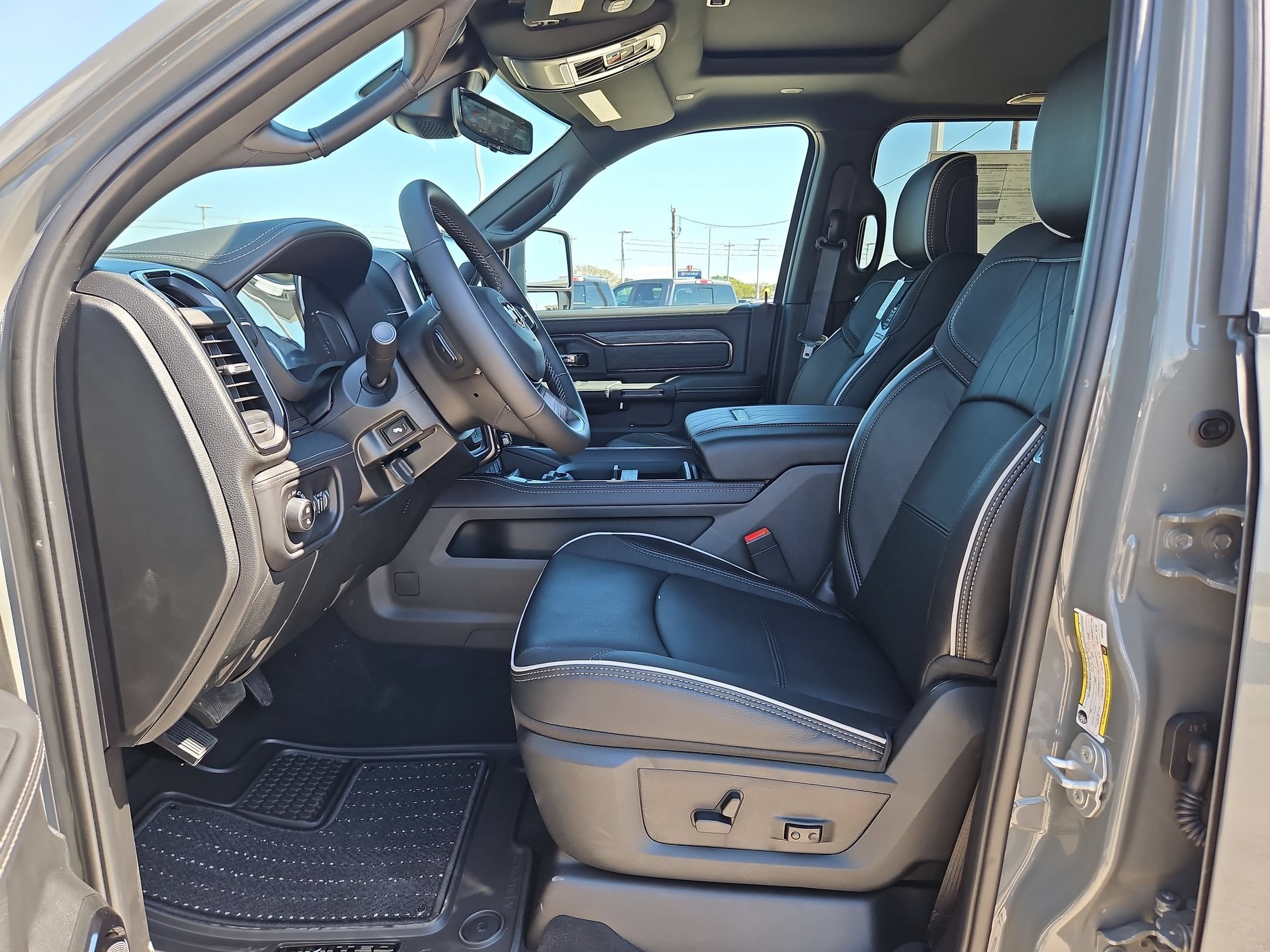New 2027 RAM 3500 Limited AWD/4WD image 9
