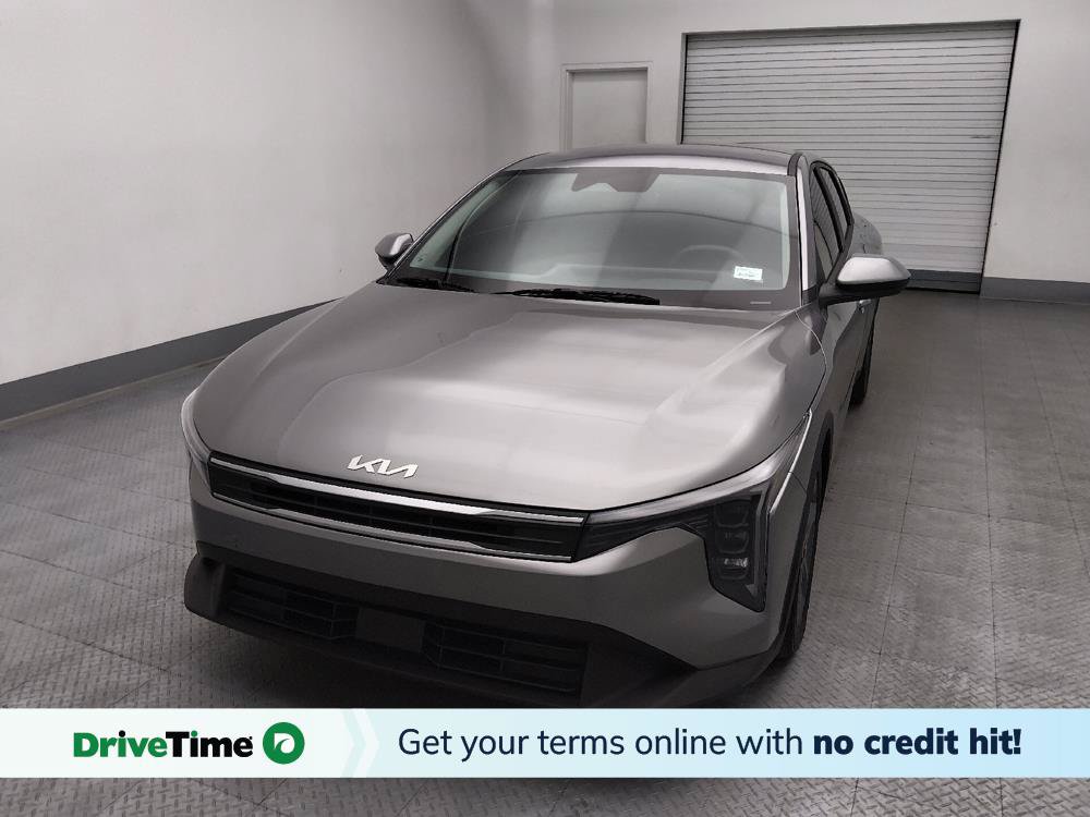Used 2025 Kia K4 FWD image 1
