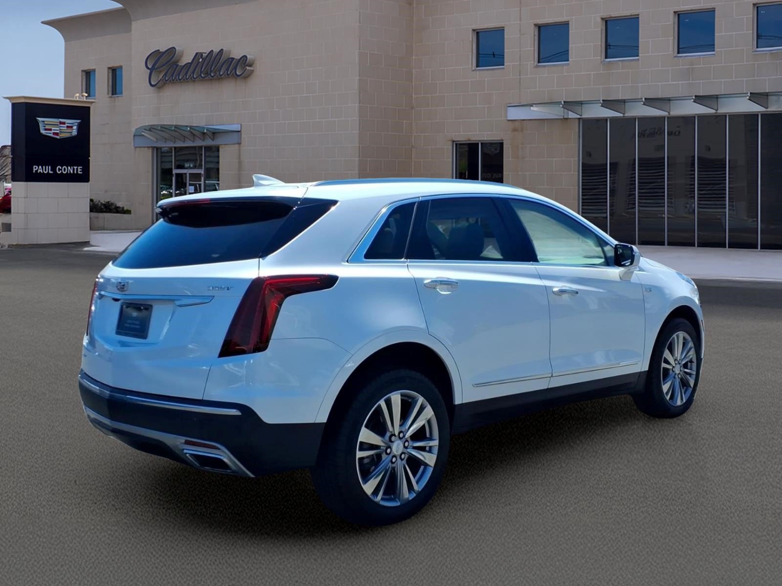Certified 2023 Cadillac XT5 Premium Luxury AWD/4WD image 5