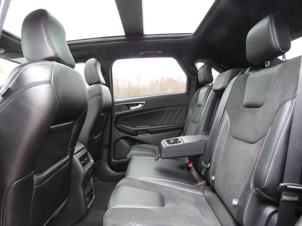 Used 2021 Ford Edge ST w/ Equipment Group 401A image 20