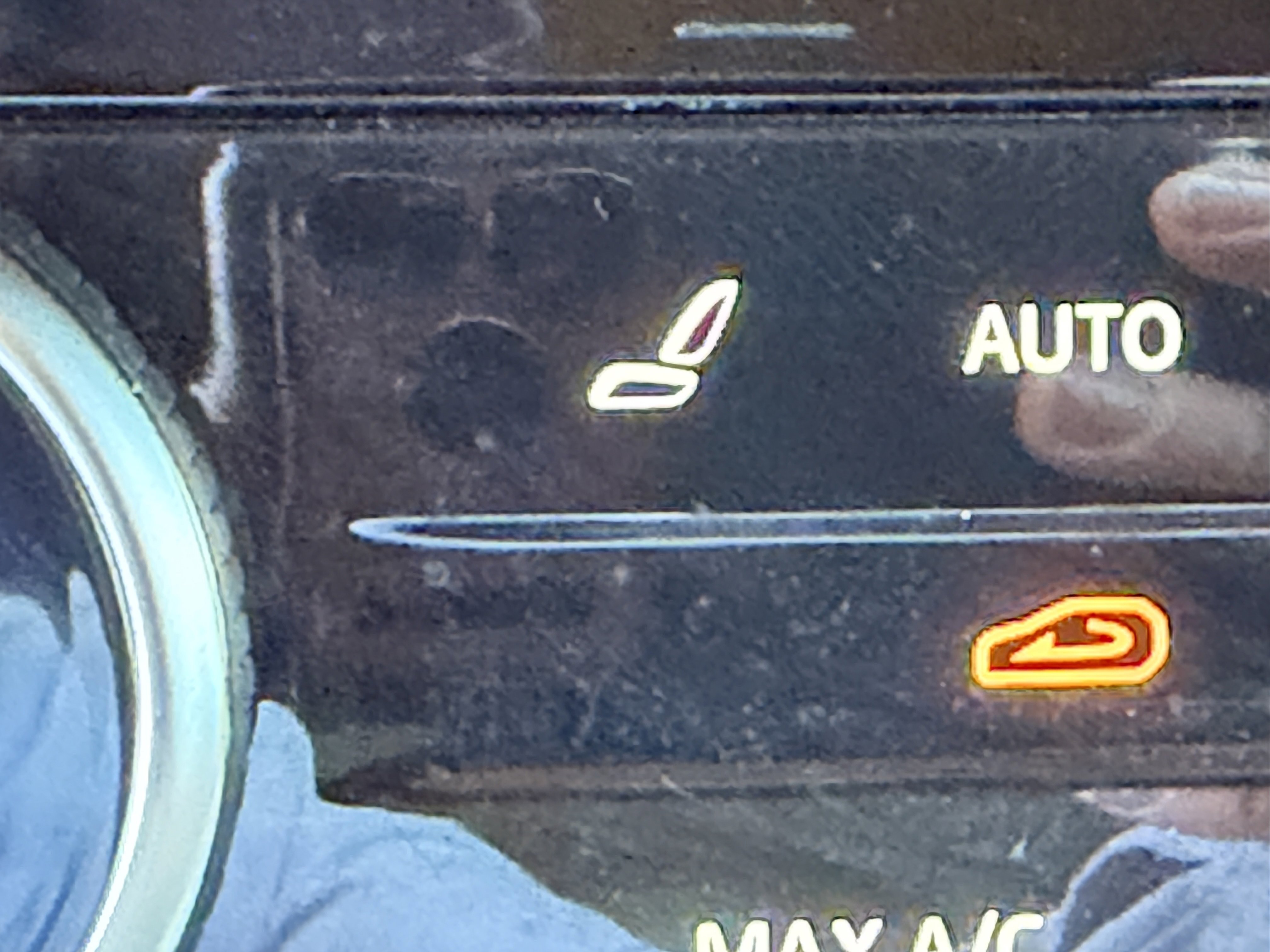 Used 2023 Land Rover Range Rover Long Wheelbase Autobiography image 23