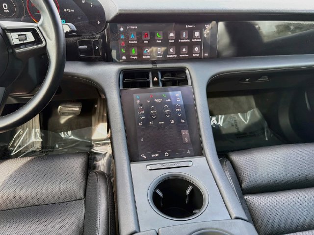 Used 2023 Porsche Taycan RWD image 19