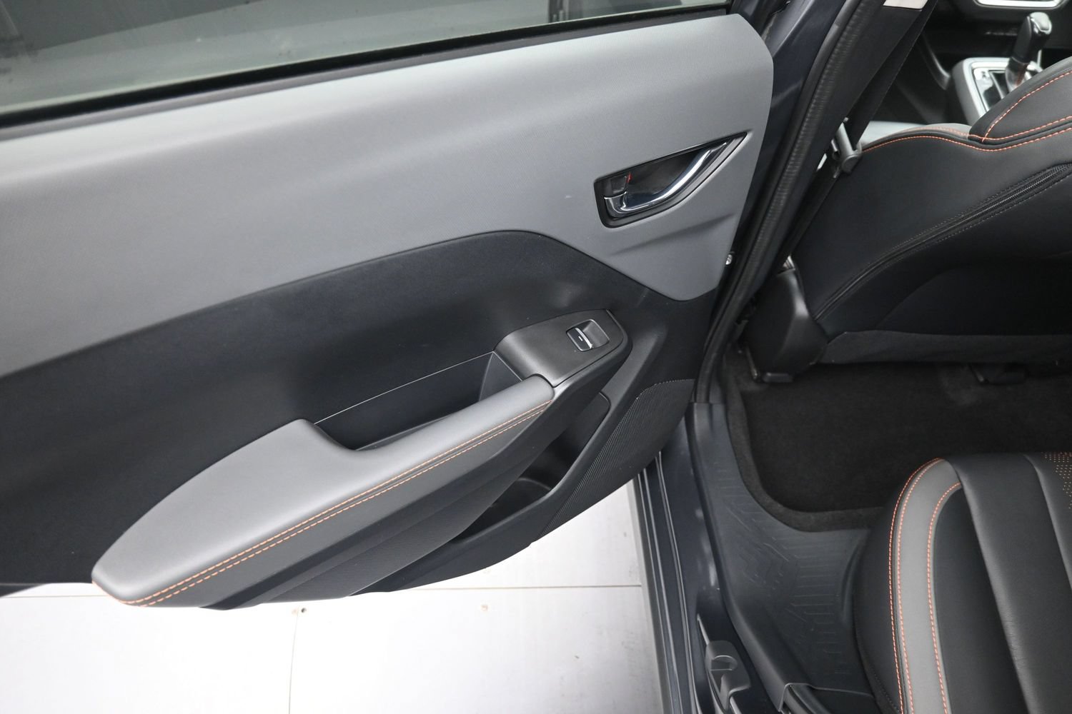 Used 2024 Subaru Crosstrek 2.5i Limited AWD/4WD image 13