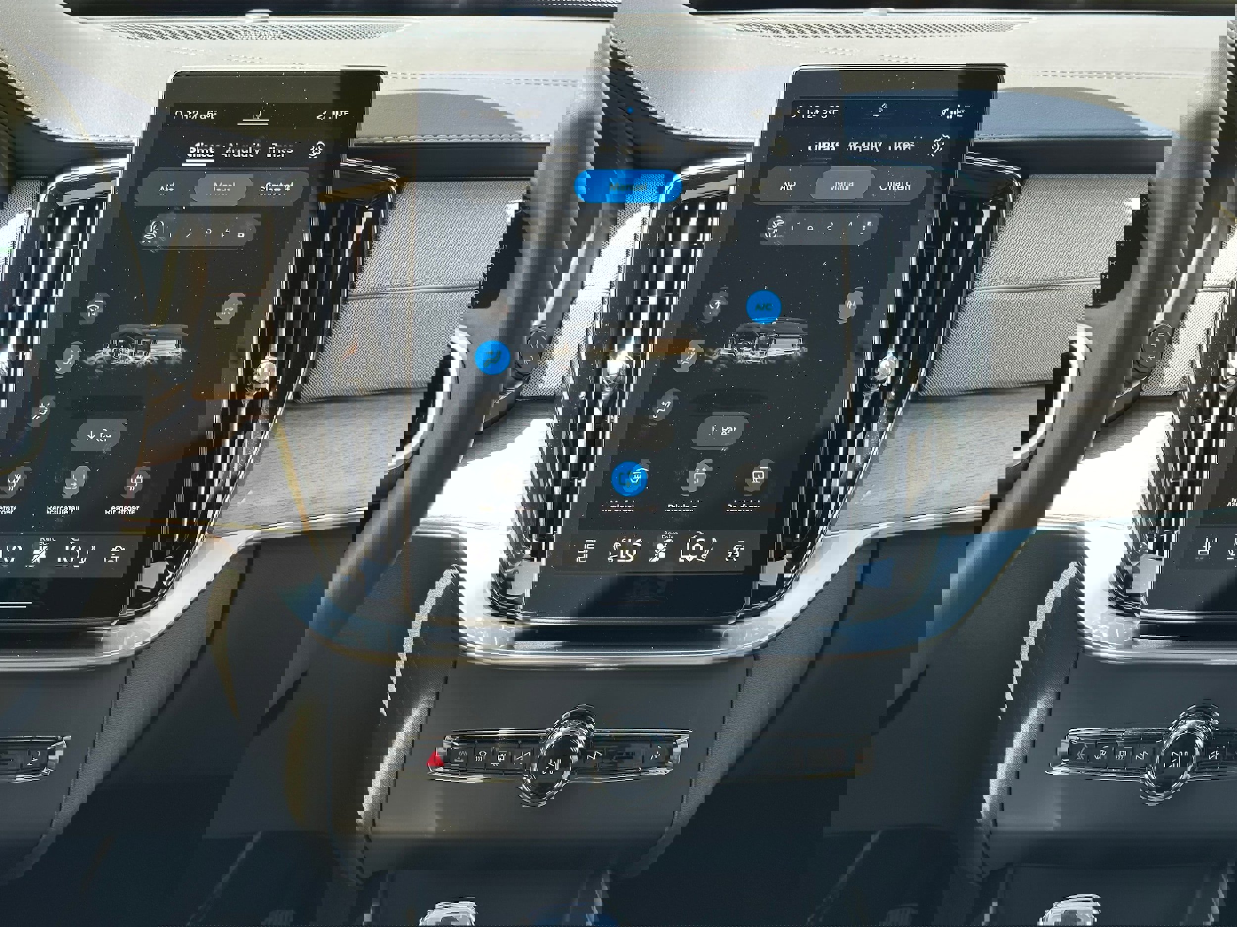 New 2026 Volvo XC90 T8 Plus image 13
