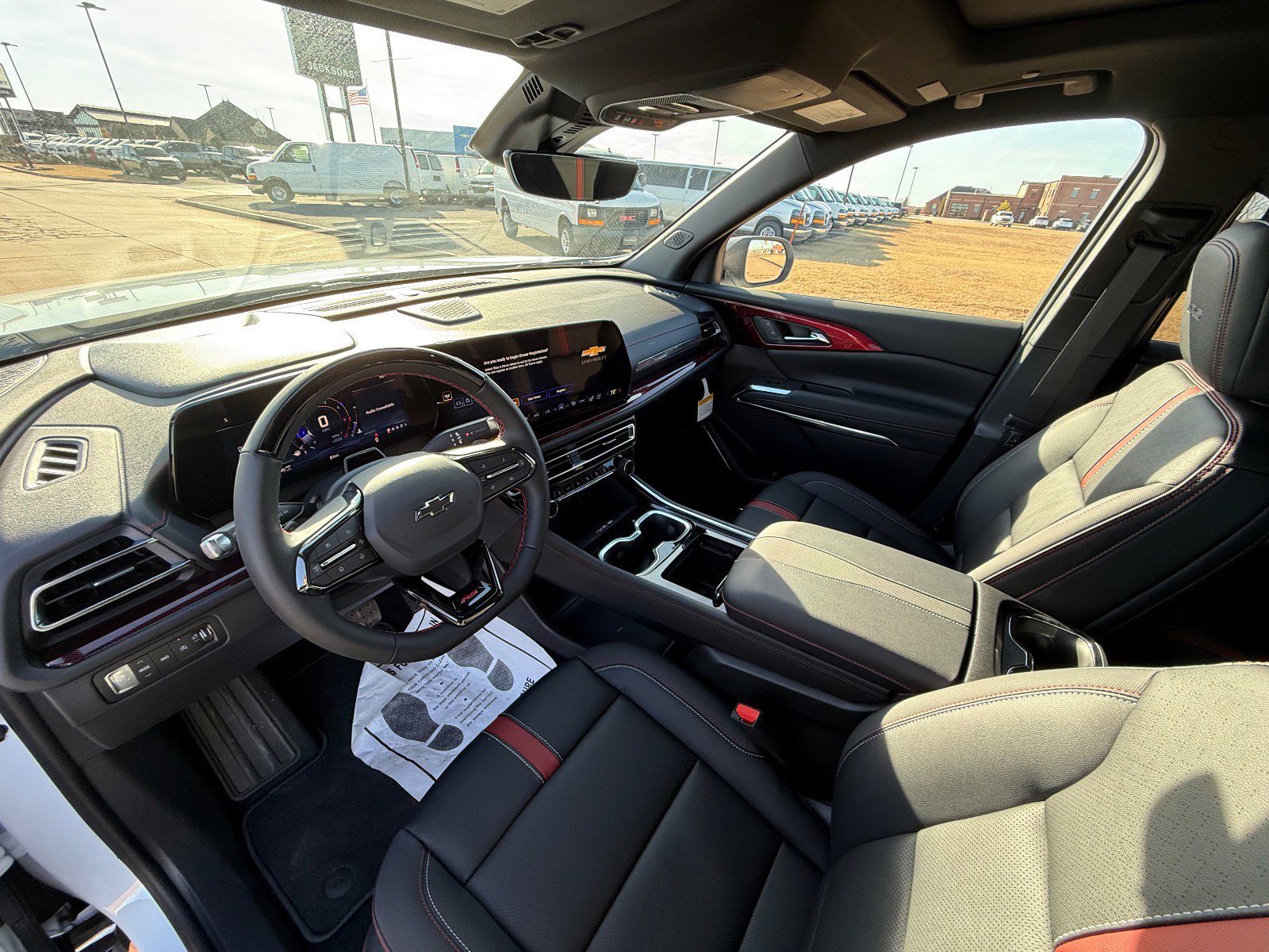 New 2026 Chevrolet Traverse RS image 11