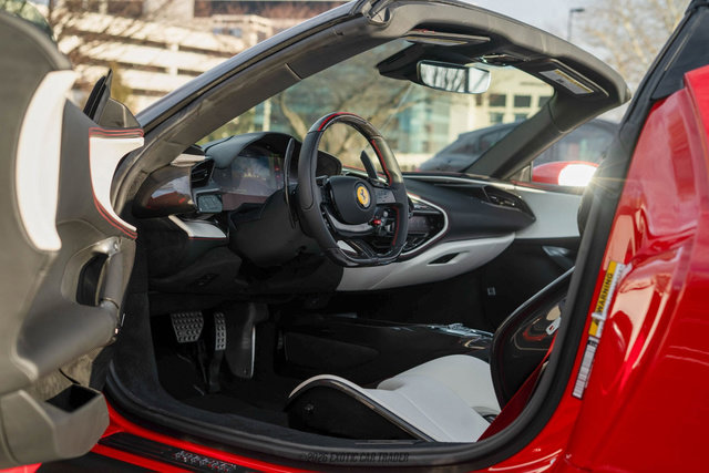 Used 2025 Ferrari SF90 Spider image 70