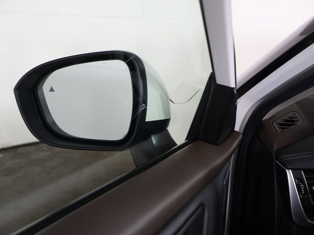 Used 2023 Nissan Rogue SV w/ SV Premium B Package image 34