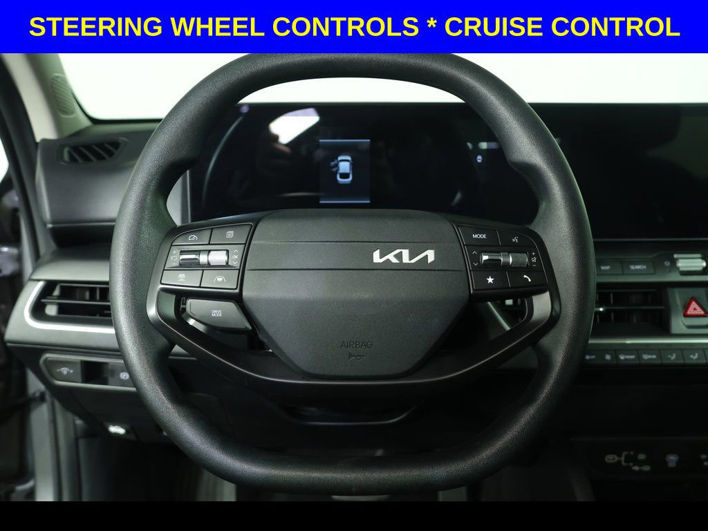 Used 2025 Kia K4 LXS image 4