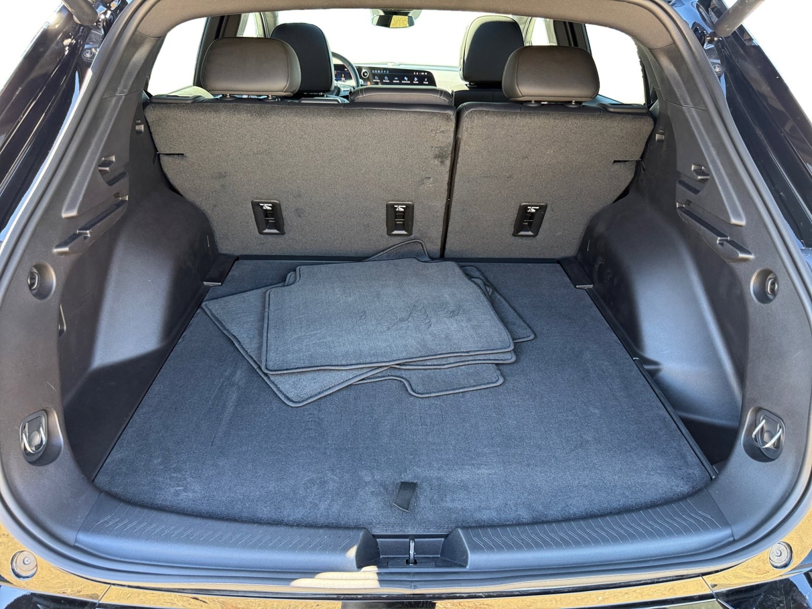 Used 2025 Chevrolet Equinox EV RS image 17