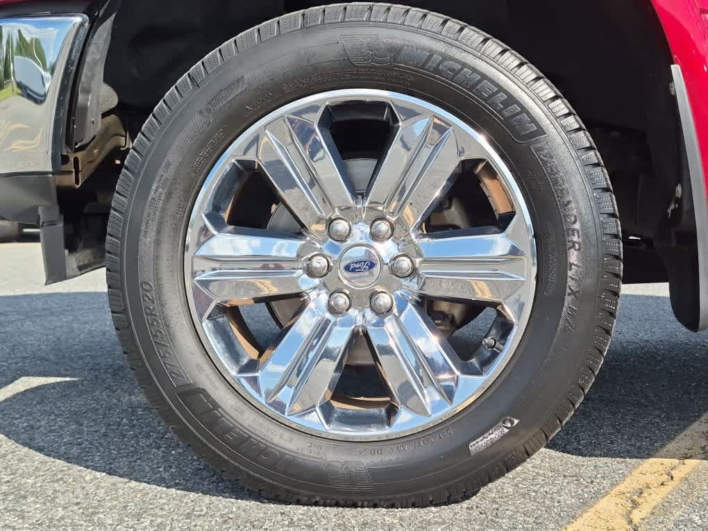 Used 2018 Ford F150 Lariat w/ Equipment Group 502A Luxury AWD/4WD image 6