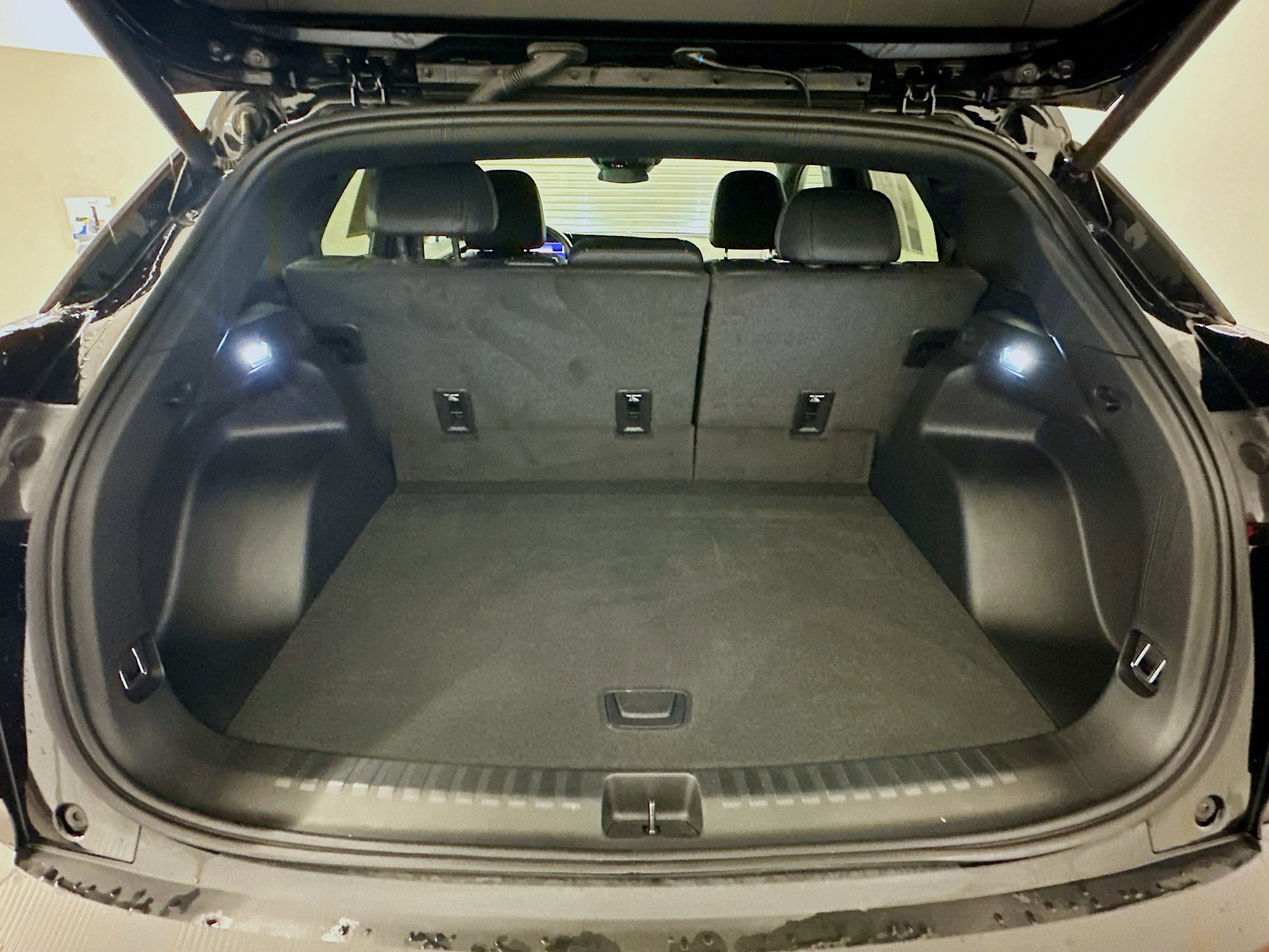 Used 2024 Chevrolet Blazer EV LT AWD/4WD image 30