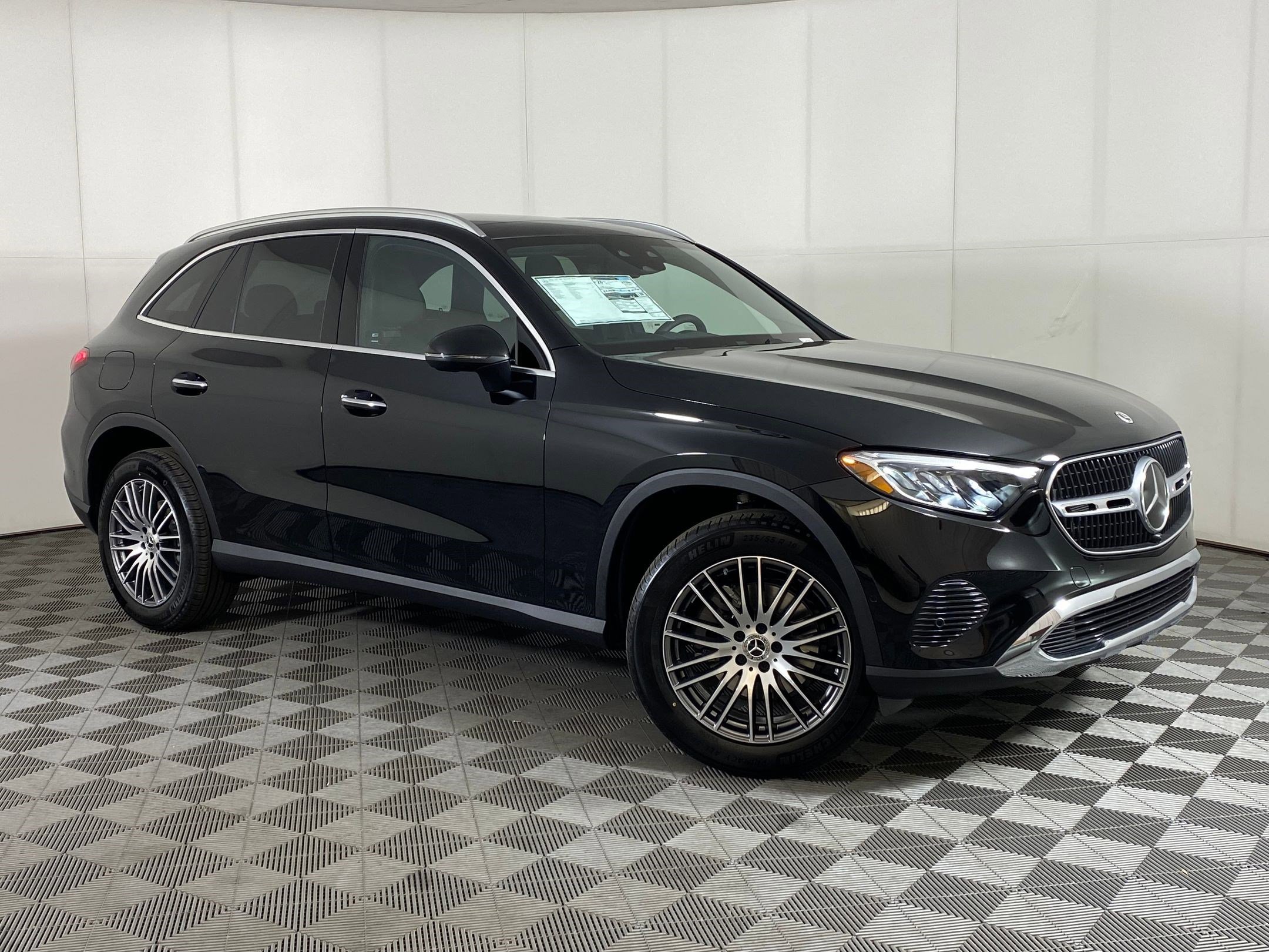 Used 2026 Mercedes-Benz GLC 300 4MATIC image 6