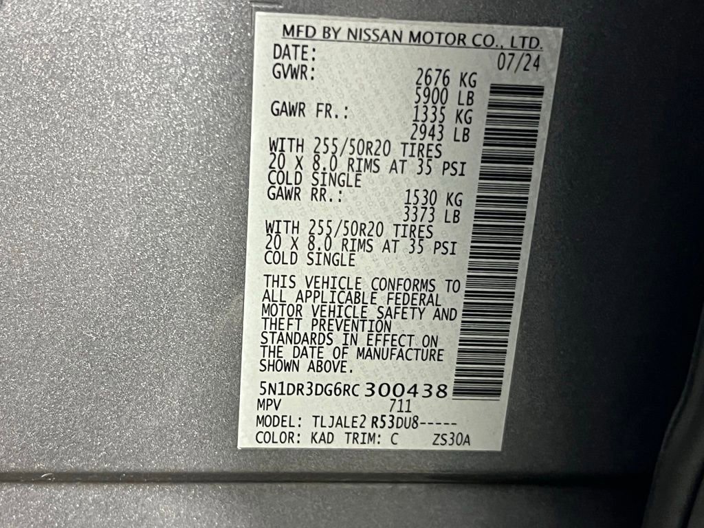 Used 2024 Nissan Pathfinder Platinum w/ Cargo Package image 33