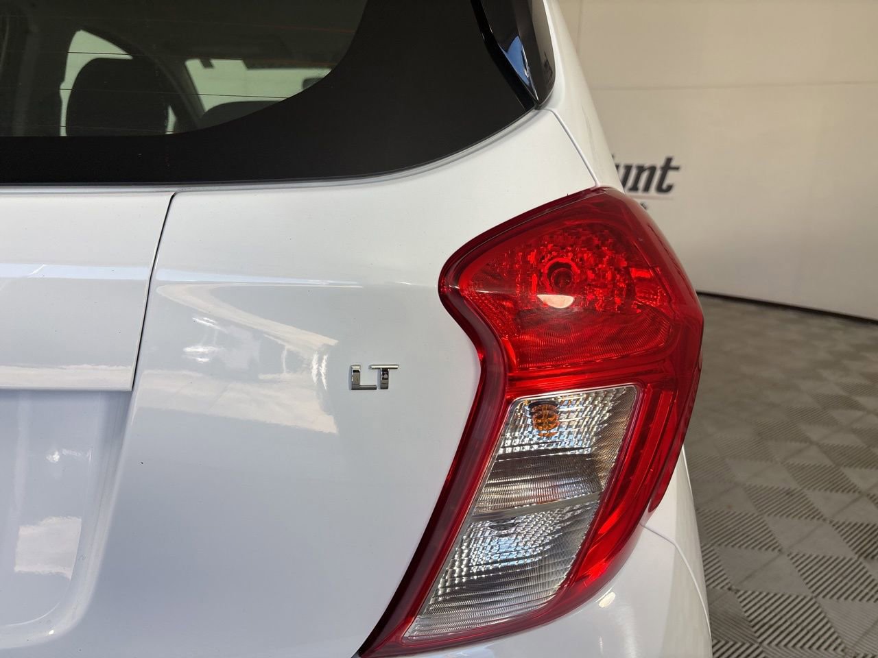 Used 2021 Chevrolet Spark LT image 32