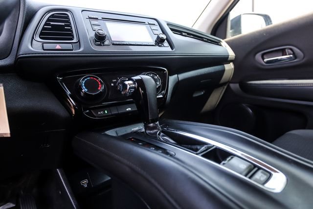 Used 2020 Honda HR-V LX image 27