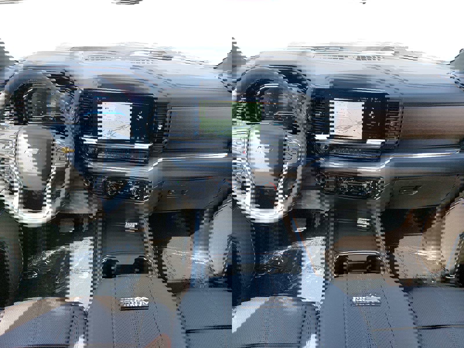 Used 2025 Chevrolet Silverado 2500 High Country w/ High Country Premium Package image 9