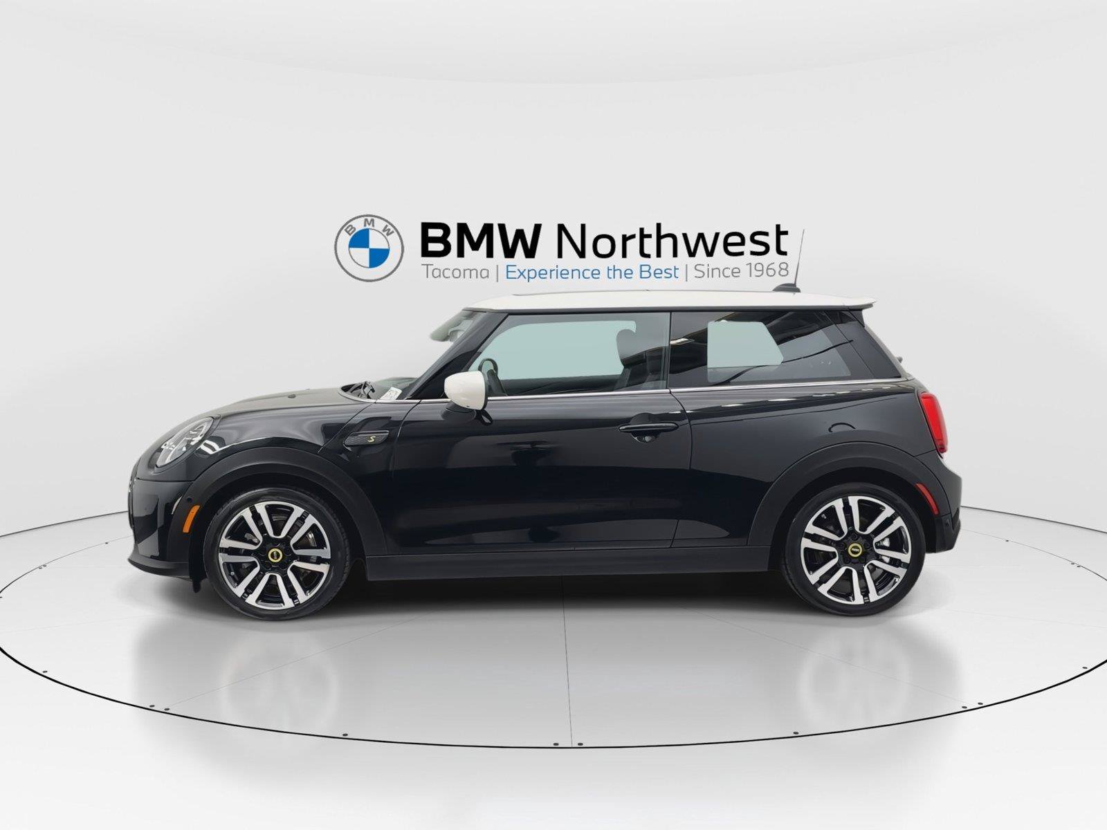 Used 2023 MINI Cooper SE FWD image 10